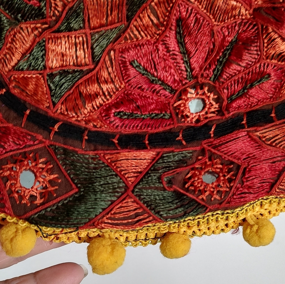 Indian Embroidered Red and Black Women's Embellished Bag - Picture 12 of 13